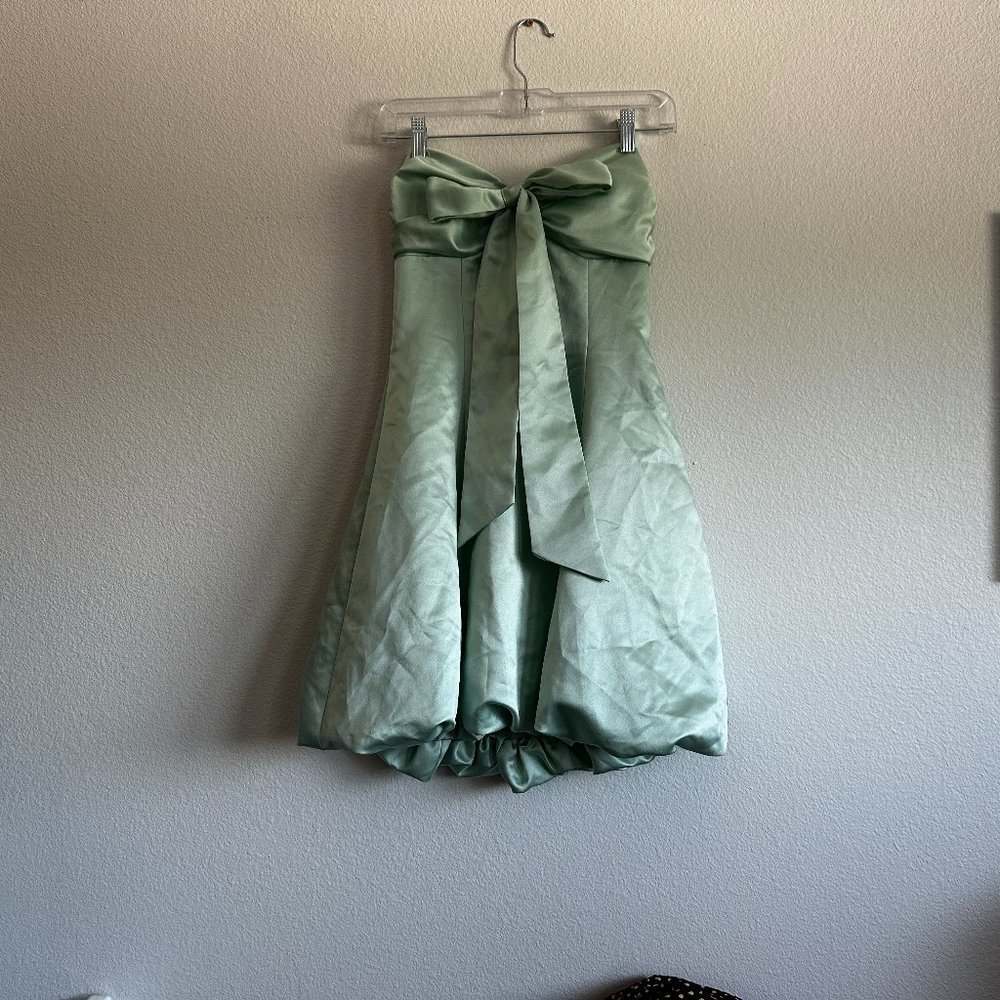 Morgan & Co Sea Green Satin Tulip Dress w/ Bow | Size 3/4